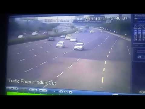 CM Arvind Kejriwal lost Wagon R caught in CCTV camera on DND Flyover