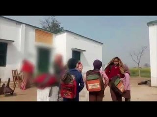 उत्तर प्रदेश समाचार  II Headmaster fight with his colleague woman teacher