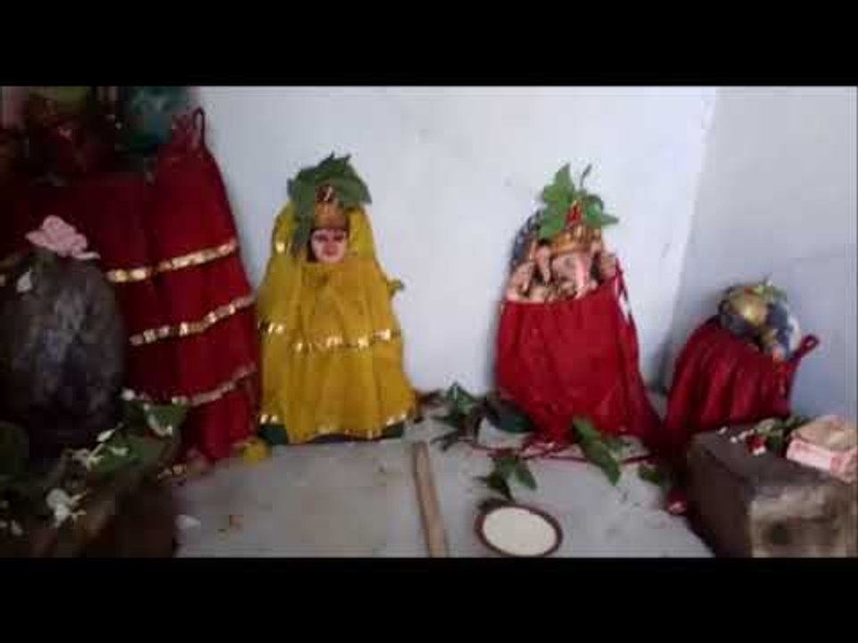 गजब! भगवान शिव के निमार्णाधीन मंदिर में नाग देव ने जमाया डेरा