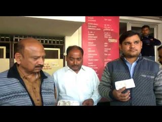 कानपुर: एटीएम से निकले चिल्ड्रेन बैंक ऑफ इंडिया के 500 के नोट