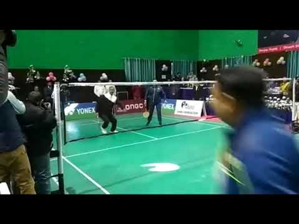 बैडमिंटन में सीएम त्रिवेंद्र रावत के सामने नहीं...