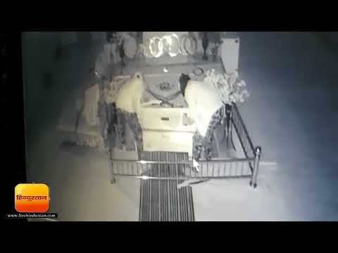 आगरा के बालूगंज गुरुद्वारे में चोरी, चोर सीसीटीवी में कैद