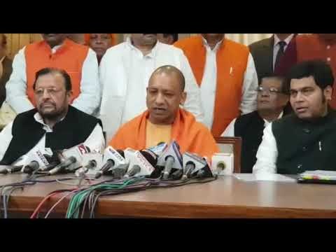 CM योगी आदित्य नाथ का विपक्ष पर हमला, कहा- चर्चा से भाग रही है सपा