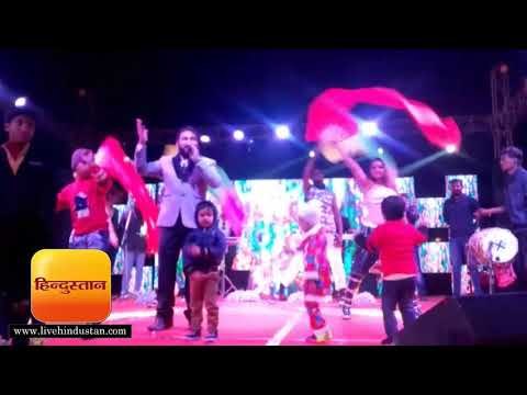 मेरे रश्के कमर तूने पहली नजर... गीत पर थिरके हल्द्वानी के लोग