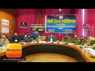 टैक्सी चालकों ने अफसरों के सामने रखीं अपनी समस्याएं