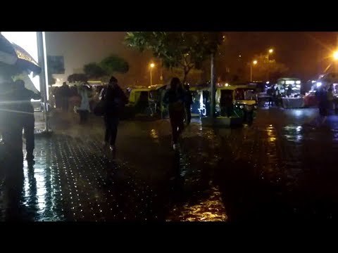 दिल्ली एनसीआर में हुई झमाझम बारिश, बढ़ी ठंड II Rain in Delhi NCR