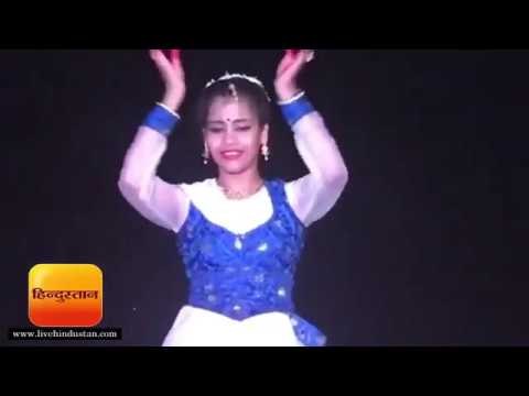 घाट संध्या सृजा मुखर्जी ने कथक से किया आनंदित II Sandhya Srija Mukherjee Kathak, Varanasi