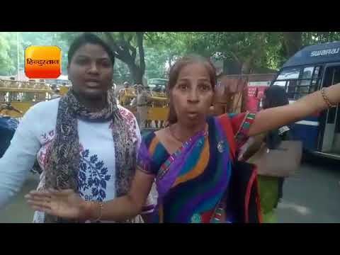 दिल्ली के जंतर मंतर से प्रदर्शनकारियों को पुलिस ने खदेड़ा II Delhi in Jantar Mantar