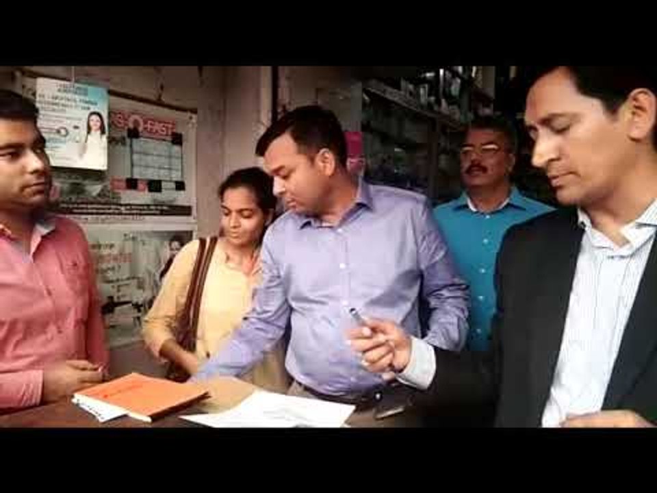 DM दीपक रावत ने मेडिकल स्टोर में पकड़ी बड़ी गड़...