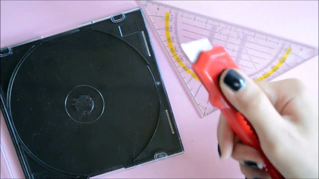 Evde hologram video oynatıcı nasıl yapılır?