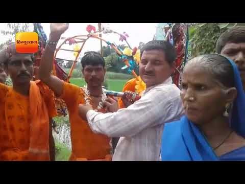 मिसाल: गोंडा में मुस्लिमों ने किया कांवरियों का स्वागत II Muslims felicitated Knwariaes in gonda
