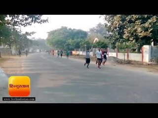 यूपी के बस्ती में आयोजित मिनी मैराथन में 1200 धावकों ने लगाई दौड़