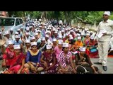 employment servants protest for their demands in Farrukhabad