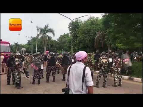 राम रहीम सिंह दोषी करार,समर्थकों ने दो रेलवे स्टेशनों में लगाई आग