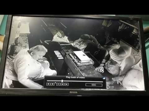 women wearing burqa in looted lakhs of jewellery