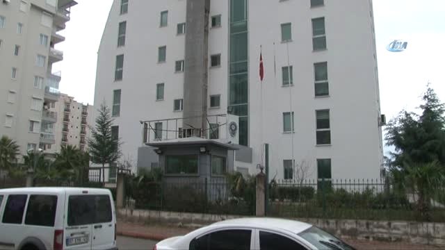 Valilerin İsmini Kullanarak Milyonluk Vurgun Yapan Çete Çökertildi