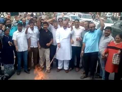 Former Speaker to sit on fast against farmer suicide