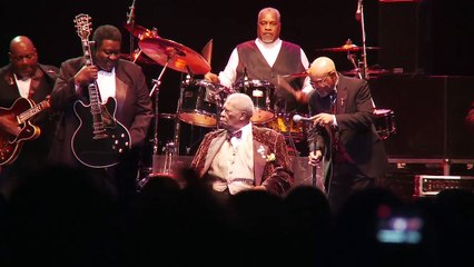 BB King & Buddy Guy Live 2010 in Concert at Hard Rock Live Hollywood