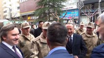Jandarma Genel Komutanı Orgeneral Arif Çetin Siirt esnafını ziyaret etti