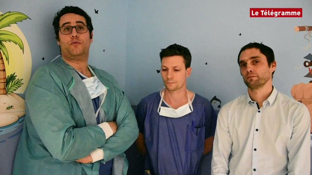 Vannes. Clinique Océane : direction le bloc en voiturette