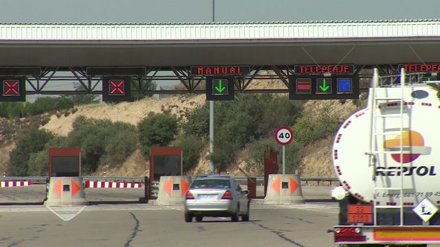 Gobierno rescata peajes y crea plan contra tráfico ilegal de animales