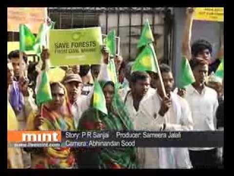 Greenpeace ambushes Essar