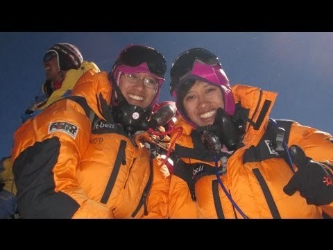 Two sisters, seven peaks, one world record