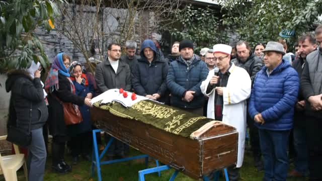 Toprağa Gömülü Cesedi Ecem Balcı Toprağa Verildi