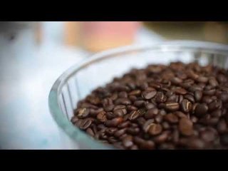 How Starbucks Gets Away With Charging a Fortune for Cheap Beans