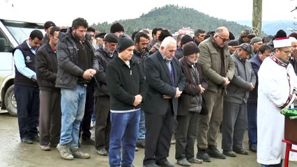 Engelli oğlunu öldürüp intihar eden kadın ve oğlu toprağa verildi - DENİZLİ