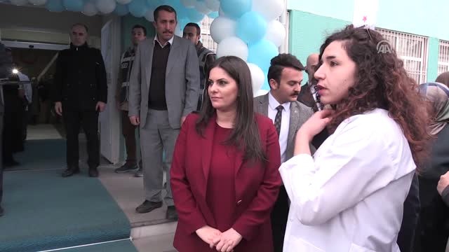 Bakan Sarıeroğlu, Sağlıklı Yaşam Merkezi Nin Açılışını Yaptı