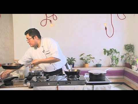 Cook out | Chillies and chipotle sauce