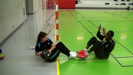 LES GARDIENNES DE BUT S'ENTRAINENT DUR ...