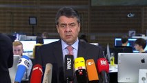 - Almanya Dışişleri Bakanı Gabriel'den Deniz Yücel açıklaması- 'Deniz Yücel'in serbest bırakılmasıyla ilgili Türkiye ile herhangi bir antlaşma yapılmadı'