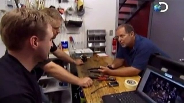 Aficionados A Las Armas - T2 - 03 - Lanzagranadas con Silenciador - Discovery Channel (2011)