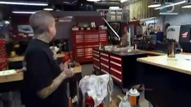 Aficionados A Las Armas - T2 - 04 - Armas para Helicópteros - Discovery Channel (2011)