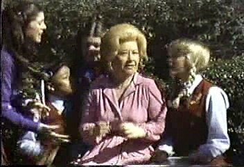 Facts of Life (pilot) - intro (1979)