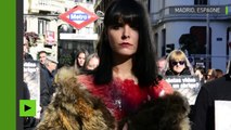 Des activistes pour les droits des animaux dénoncent la fourrure dans la mode