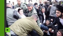 La police utilise des canons à eau sur des manifestants juifs ultra-orthodoxes à Jérusalem
