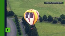 Des dizaines de montgolfières emplissent le ciel de Bristol, au Royaume-Uni