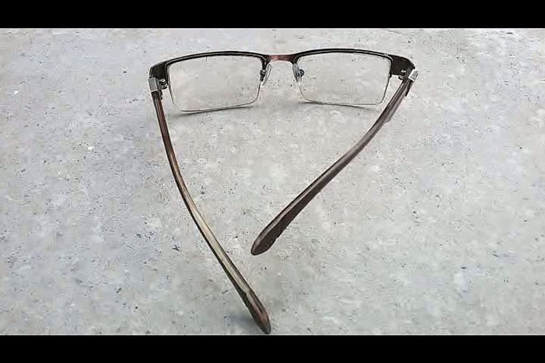 eyeglasses extreme