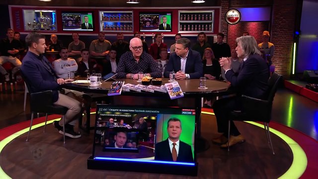 Johan Derksen trots op televisiedebuut in Rusland - VOETBAL INSIDE