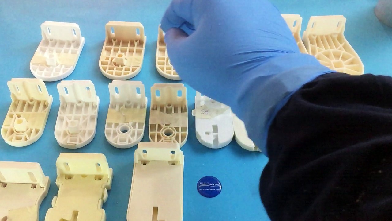 Spy102-Maviperde-Dar Ayak Kısa Yuvarlak Kafalı Ayak Beyaz