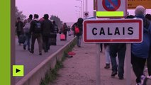 A Calais, l'évacuation de la «Jungle» a commencé, plusieurs milliers de migrants prêts à partir