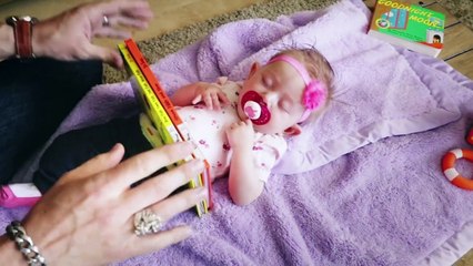 குழந்தையை இரண்டாக பிளக்கும் வைரல் வீடியோ