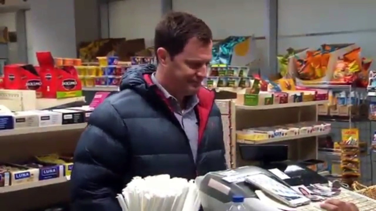 Google is Tracking People's Phones. Even on Airplane Mode!!