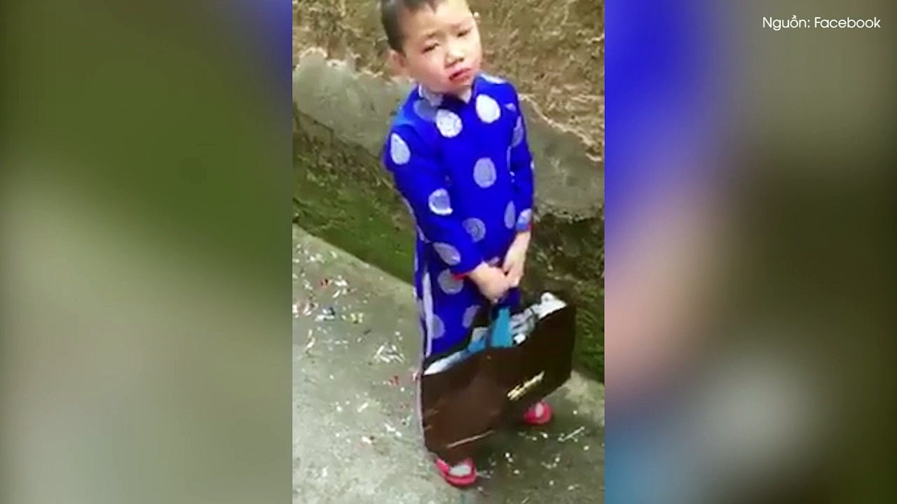 Với chiếc bánh chưng và hộp sữa phòng thân, "thanh niên cứng" quyết bỏ nhà ra đi ngay mùng 1 Tết