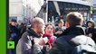 Paris : bras de fer entre les CRS et des militants s'opposant à l'évacuation du lycée Jean-Jaurès