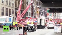 Une grue géante s’écroule en plein centre-ville de New York (filmée par l’app Ruptly stringer)