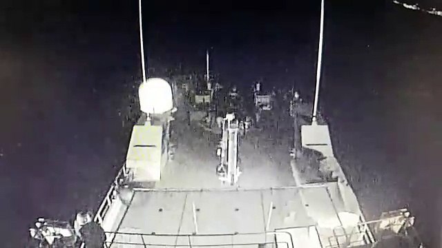 Yunan ve Türk sahil botları Kardak'ta çarpıştı